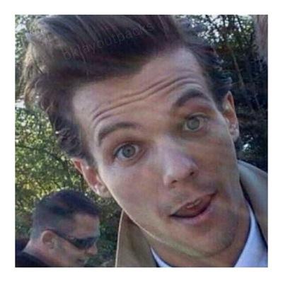 hi please follow @cuddlxyziam thank you ily:)
