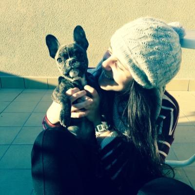 RoTwittea's profile picture. Estudiante de DADE en la UA | No me importa que hoy durmamos separados , porque sé que seguiremos soñando juntos