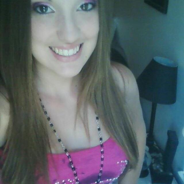 HI Iam 24. i live in Nashville TN. I just moved here and need to make friends.
