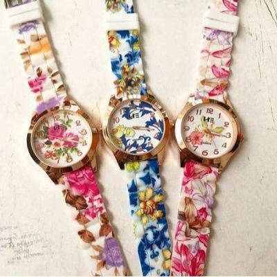 Jam Tangan Fashion Murah • Via Mandiri • Theme Line for Android: 10k get 5 theme • Theme BBM for Android: only 25k get 25 theme •