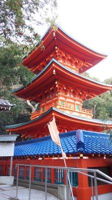 旦那と息子１人娘２人を持つ主婦（パート）です。
大阪に来て早やウン十年。故郷四国より長くなりました😄
昔から阪神タイガースファン！
でもつば九郎は今も激好き❤
甲子園、京セラの観戦も楽しみのひとつ。
2022年からは娘達も興味をもち
共に応援頑張ってきました。
これからも変わらず応援します！