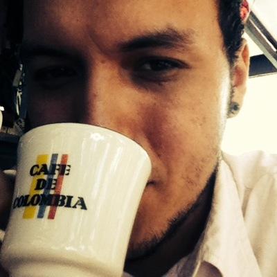 juan_scarpetta's profile picture. Taciturno. Noctámbulo. Madrugador en pena.