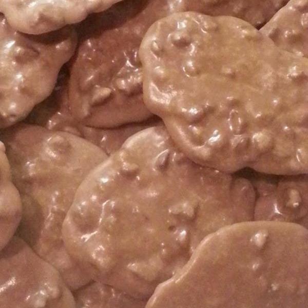 I AM THE PRALINE MASTER BUT I ALSO HAVE THE ART & EYE CULINARY & I AM YOUR CULINARY ARTIST