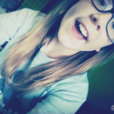 Im amazingly awesome, with a side of cool and pretty! No make that beautiful!