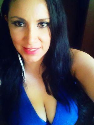 Vive ama, sueña, ríe, llora como si fuese el último dia :)