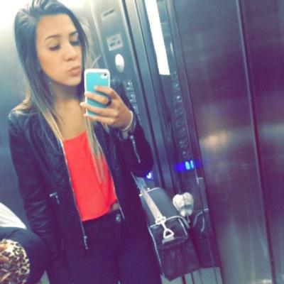 Livrai-me da negatividade daqueles que nao sabem o quanto e bom sorrir.✌️❤️