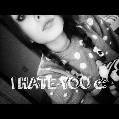 Hi, my name is mariateresa, i'm 14, i live in Italy, i love book and music c:. Instagram: _mariateresa.peluso_