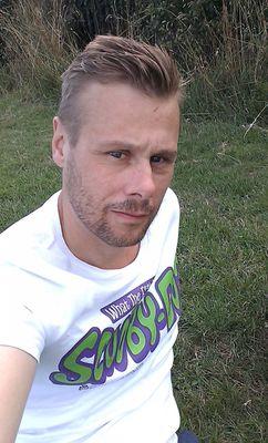 davechapman130's profile picture. 