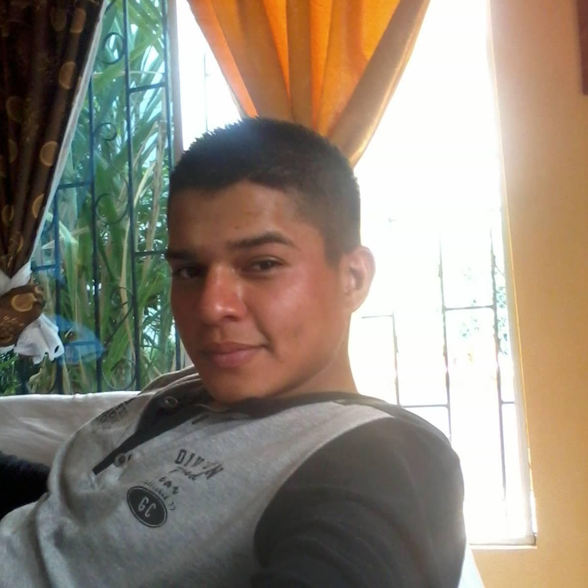 DavidChica22's profile picture. 