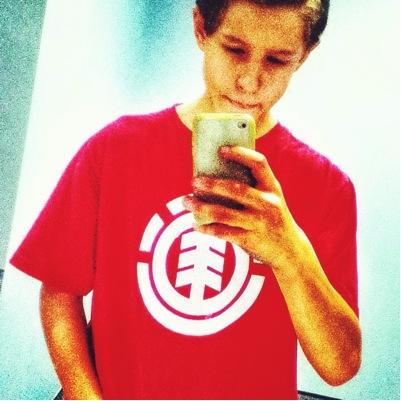 FlightBreezy's profile picture. Hey its joe here also known as Im Ivyy Gaming, GFX, Music = life