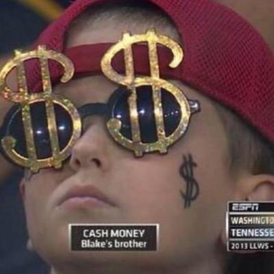 IllClub's profile picture. up n out