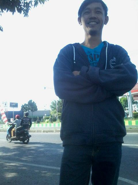 Berdo'a (˘ʃƪ˘) dan Terus Berusaha (9'̀⌣'́)9