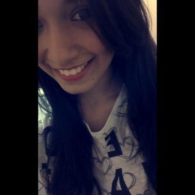 Quando alguém disser que te ama, duvide. Quando alguém provar que te ama, valorize!