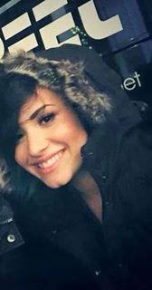 Give It to me,i'm worth It baby,i'm worth It uh uhu,i'm worth It Gimme,gimme, i'm worth It.