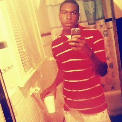 When i was a li boii all i wanted was a big ol Necklace