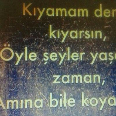 16 yaşında çikolata delisi boğa burcu bir genç.
