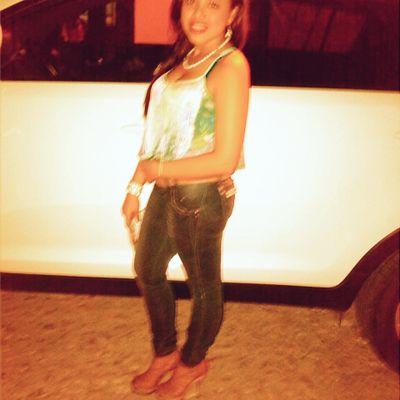 soy amante a viajar por el mundo y conocer nuevas personas y así podre lograr mis meta siendo humilde