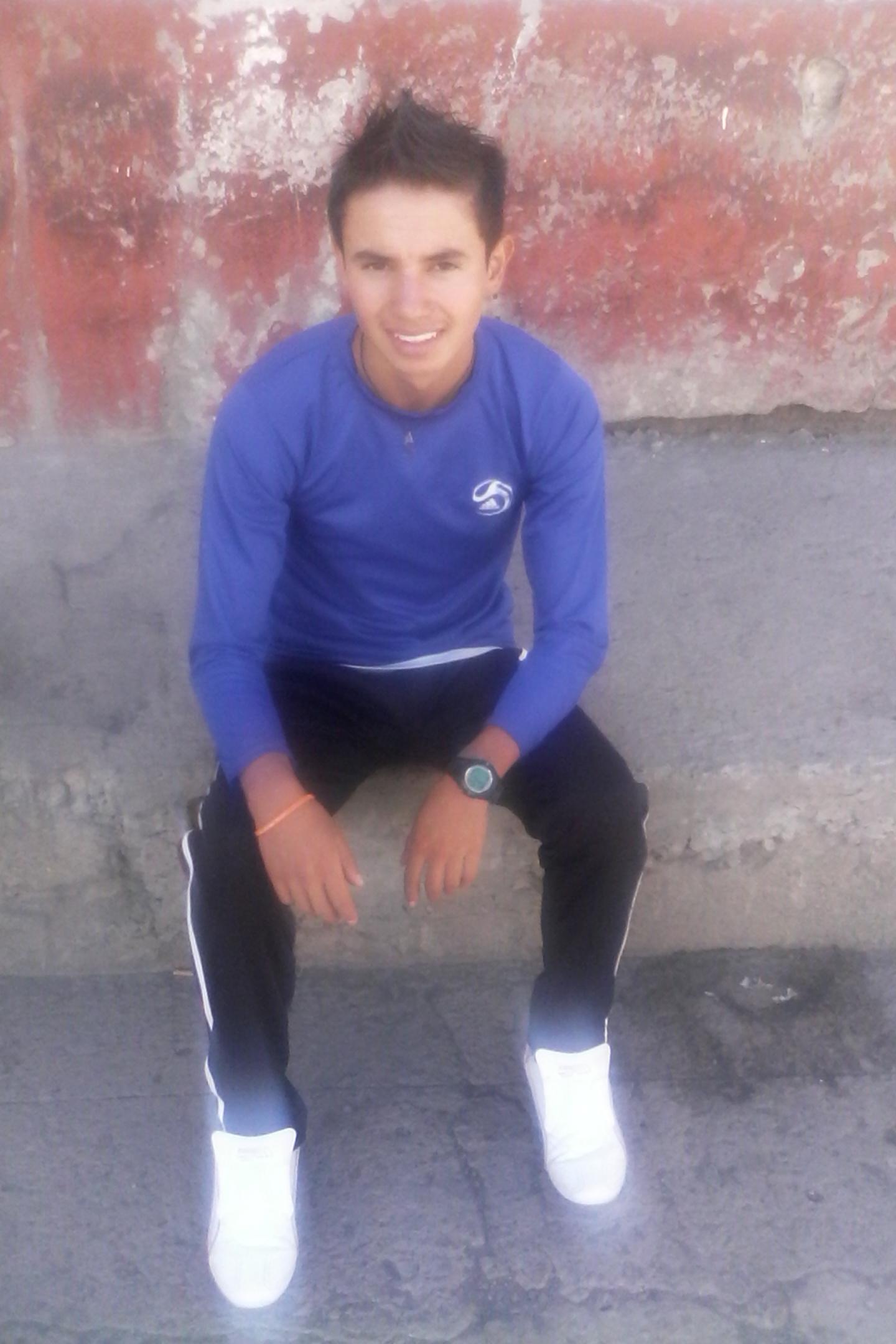 SneyderOsorioNi's profile picture. 13/06/1998 Sígueme y te sigo de una!