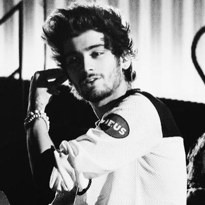 free follow from @AM0URSTYLES ✨