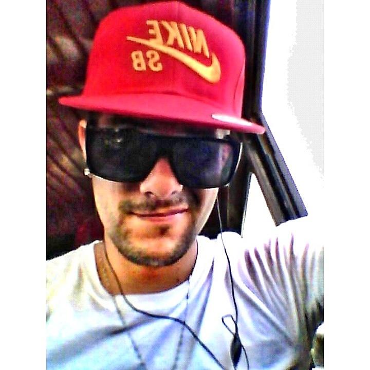 Instagram: medinaangell