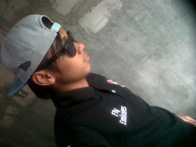 Adhye_vriant's profile picture. Ўªήƍ penting happy