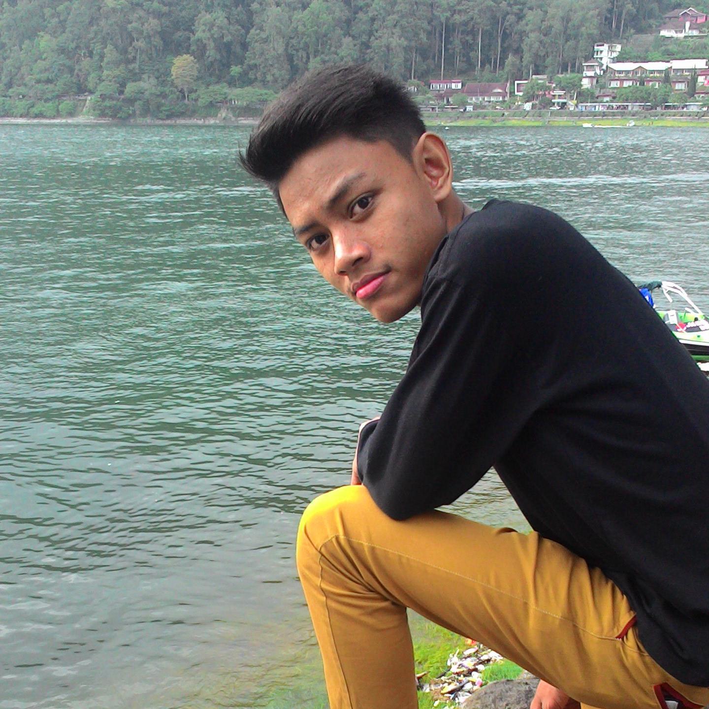 sofil_glory's profile picture. terserah kamu menilaiku bagaimana...