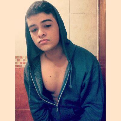 |Ni todo el dinero del mundo pueden comprar las ganas que te tengo.|17.|