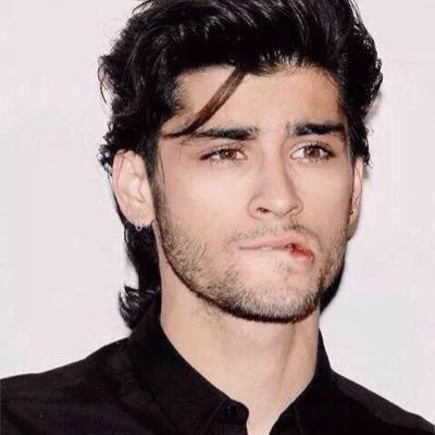 HI IM @zouistequila I WILL LOVE YOU FOREVER IF YOU FOLLOW ME @zouistequila 

LOVE YOU