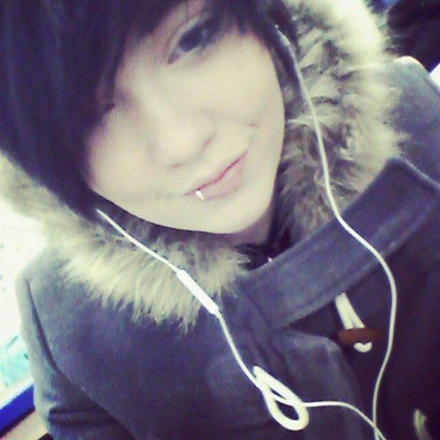 I'm in school, pro at being an asshole, lost all my fucks. Follow to be followed ;)