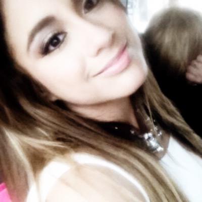 you just got a free follow from @omfqmalik please follow her she follows back :)