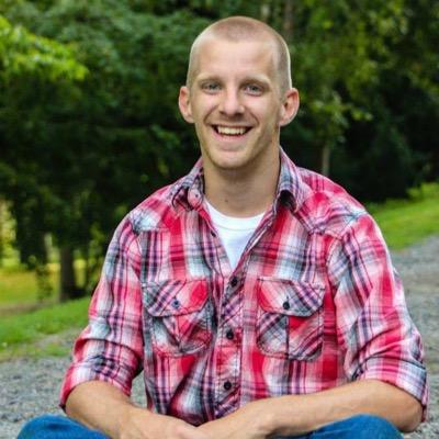 I'm a networking and resource guru! I enjoy making connections with others through acts of kindness, smiles, hugs or sarcasm. Follow me and I'll do the same!