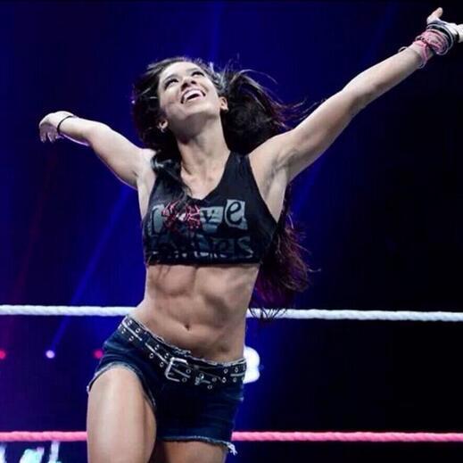 SaviorOfDivas's profile picture. Queen of Divas.