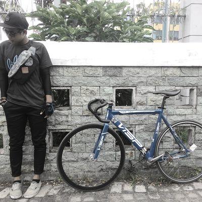 Legs Pedalin , fixedgear , One For The Road , Cyclist , We Live By The Bike We Die By The Bike!! #RoadRunnerCyclingSquad