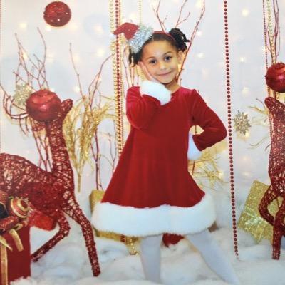 {4yrs old} {model} {entertainer} {dancer} {student}