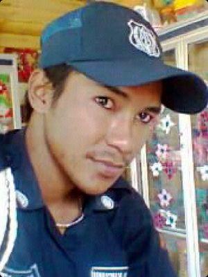 Lagi cari istri yang bisa terima aku apa adanya melalui twitter. Hubungi:082255524441
