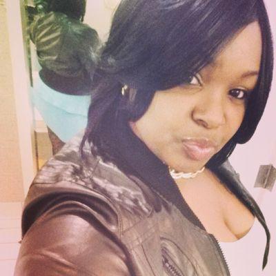 . doesnt need a bio ' just follow mee `&& keep up (: ♥