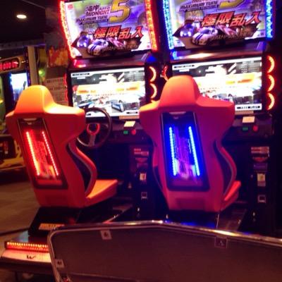 湾岸ミッドナイト5やってる人フォローお願いします！ 湾岸名→ ＝K★S＝ Z33乗りです。まだまだ走ってない これから湾岸線ぶっ飛ばしていこう!!