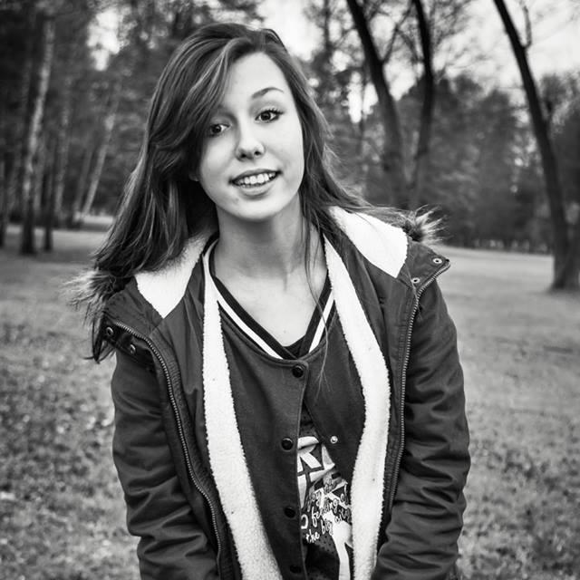 Czech Republic need One Direction ... Nialler forever.. Play Basketball ! Love Hockey ! Hc Motor České Budějovice :3 17.2.2000 3 + 13.9.1993= LOVE 3  5SOS :*
