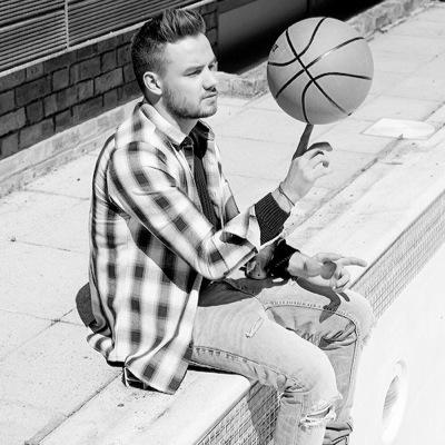 free follow from @AM0URSTYLES ✨