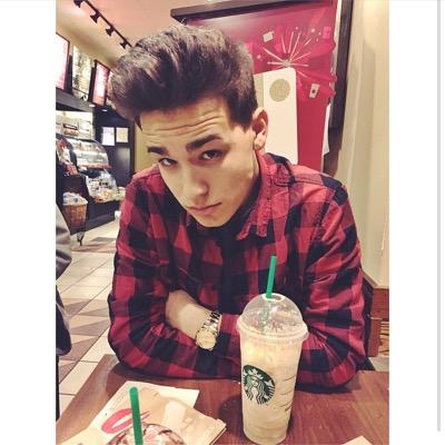GO FOLLOW @SamanthaMadonia & TURN ON HER NOTIFS! ASK FOR A DM TO JACOB, SEBASTIAN, JUSTIN BIEBER, MARCUS JOHNS, ALEX FROM TARGET, LISA CIMORELLI & RYAN BEATTY