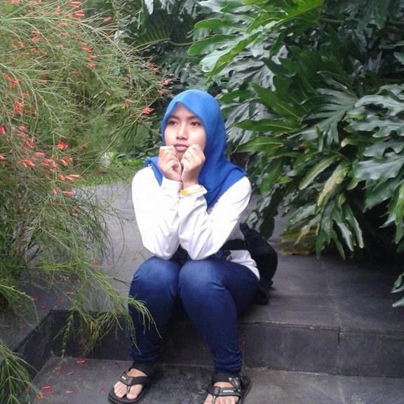 Ratna_Ningtyass's profile picture. Tak ada yang menarik., 
semua serba pas-pasan..:-D