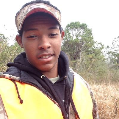 DAT COUNTRY BOII ROBERT ✊