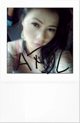 582435a4d71a423's profile picture. 