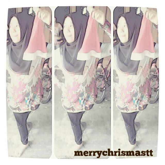 Nadila170814's profile picture. Instagram : nadilaakyza_ar Pin : 2B53985B