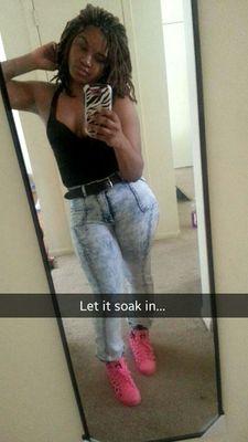 Livin for my family nd blessed #teamscorpio #teamfollowback #teamyoungmom #teamMiamiHeat #teamLebron #BeyHive