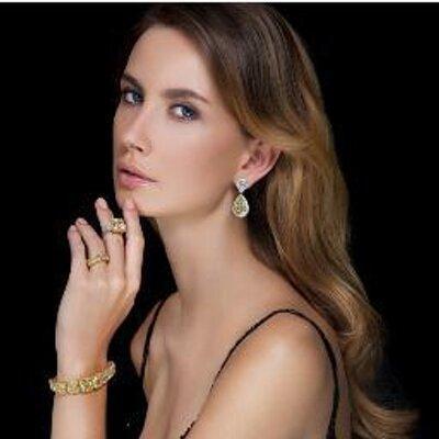 NS_DiamondsIT's profile picture. Dal 1983, N.S. Diamonds è specializzata in diamanti bianchi e gialli di tutte le forme e dimensioni. Visita il nostro sito web.