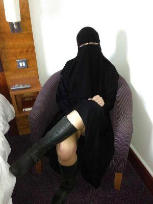 Nakny of love in the whore I am 42 I love sex with men and women
