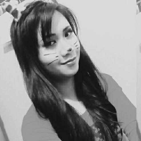 singer/songwritter/red cross youth/math club/book worm/pianist/photographer/hocker/gamer.
