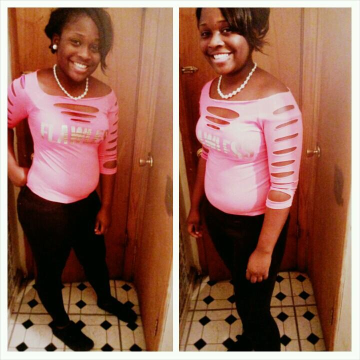 iAmLady13's profile picture. ♡ Single, living life w/ no regerts!(: