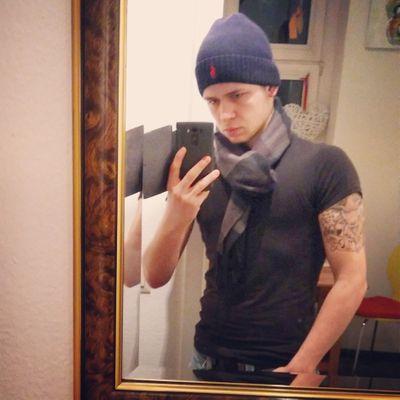 dennissiemons1's profile picture. 